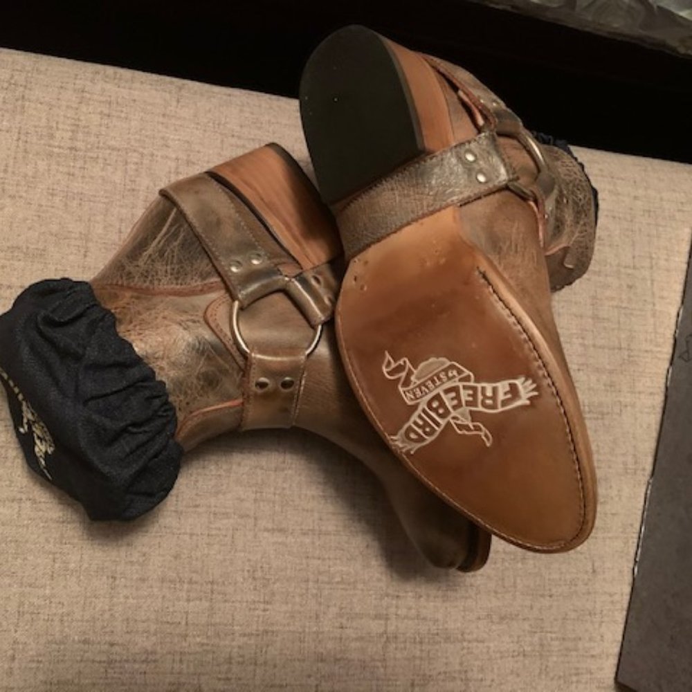 Free Bird Boots 8